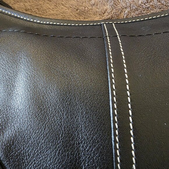 Coach Soho Y2K Small Leather Hobo Bag Black AUTHENTICATED Vintage 9541 - Picture 4 of 16
